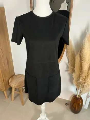 Robe noire Zara