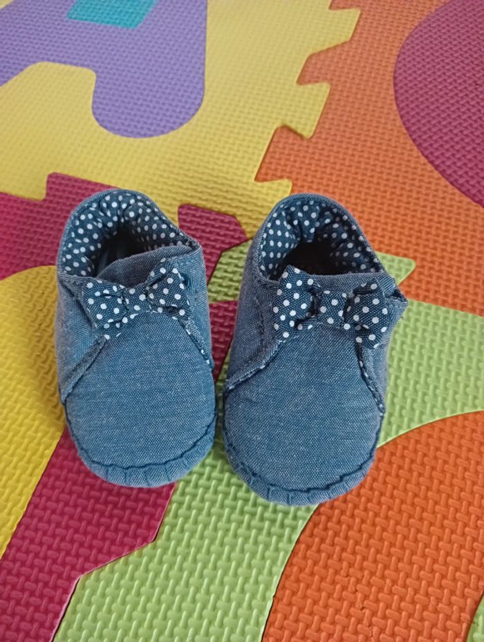 Chaussure bébé neuf