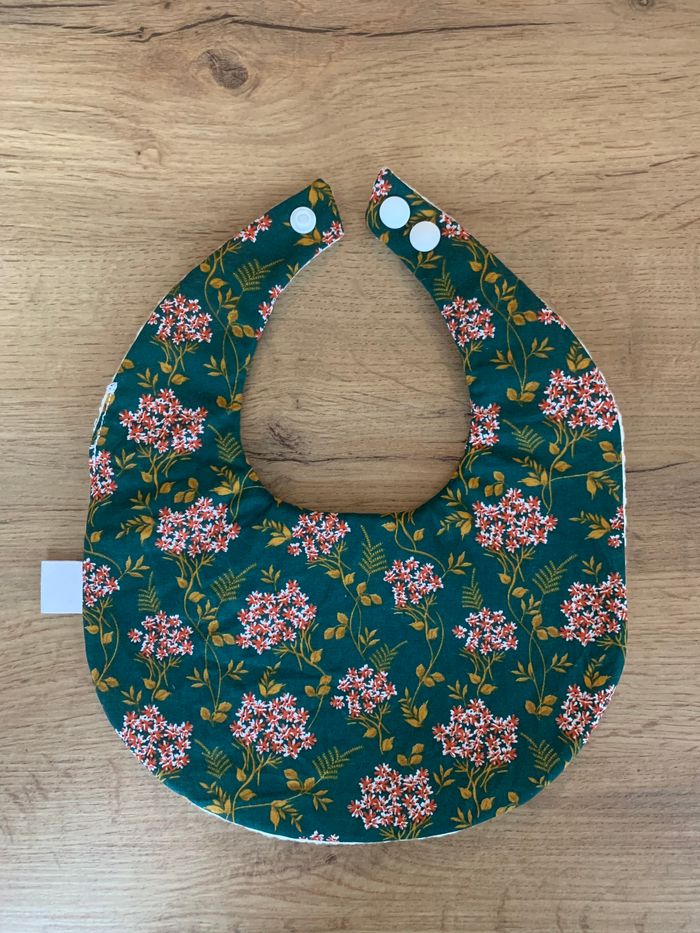 Bavoir bébé / enfant à col Claudine - photo numéro 3