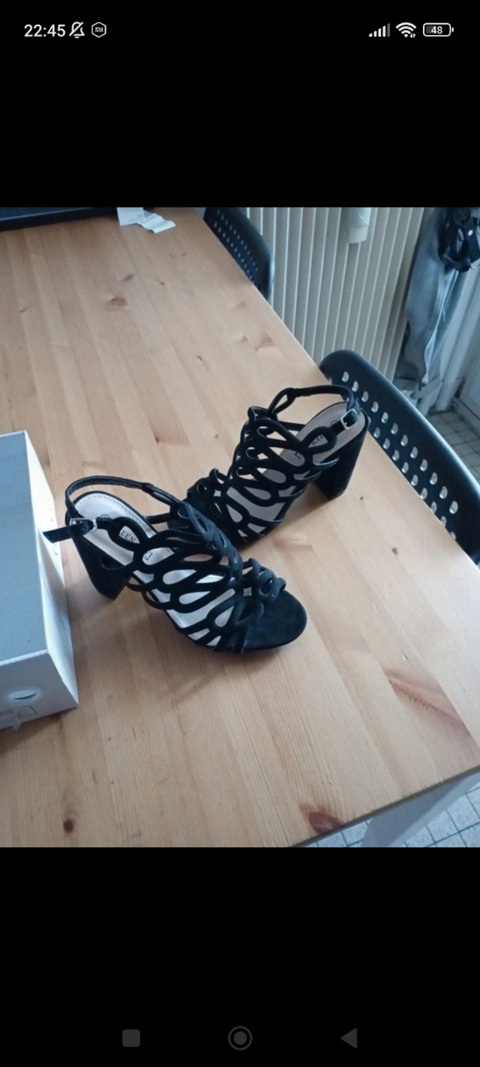 Chaussure femme talon - photo numéro 4