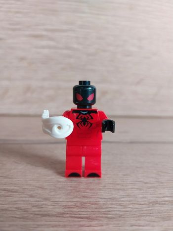 Figurine type lego Spiderman Marvel