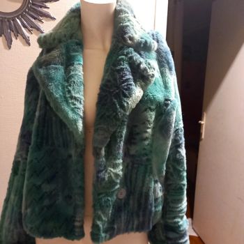 Veste taille 38 très  douce  taille 38