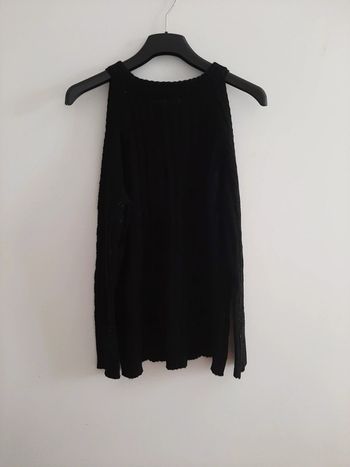 Pull épaule dénudé