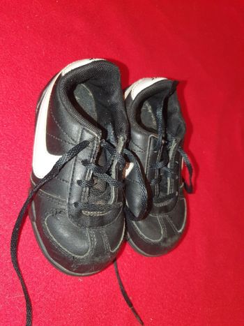 Baskets Nike pointure 22