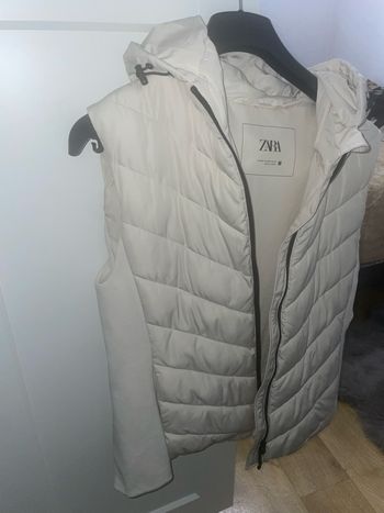 Doudoune. Sans manches