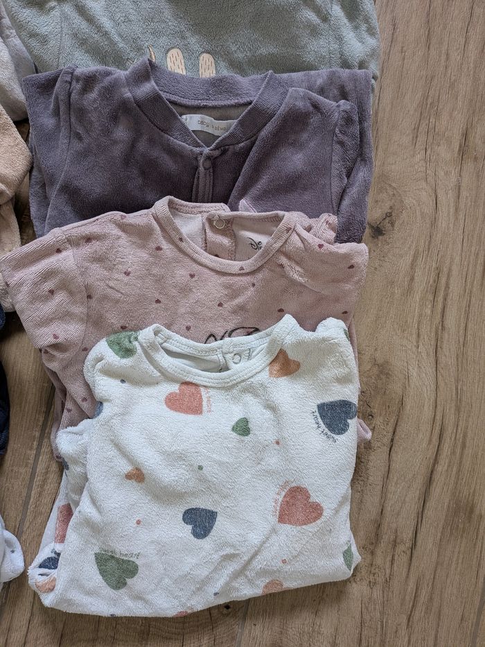 Lot 14 pyjamas filles - photo numéro 3