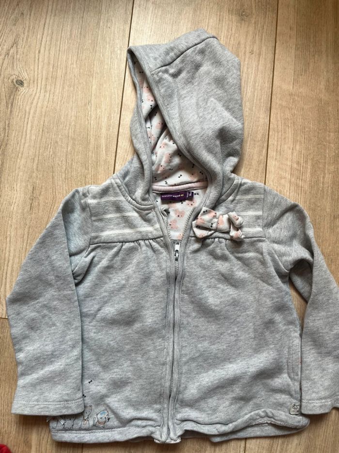 Lot vêtements filles 24 mois TBE - photo numéro 2