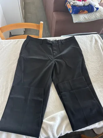 Pantalon noir costume taille 46S