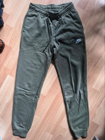 Jogging Nike kaki taille xs
