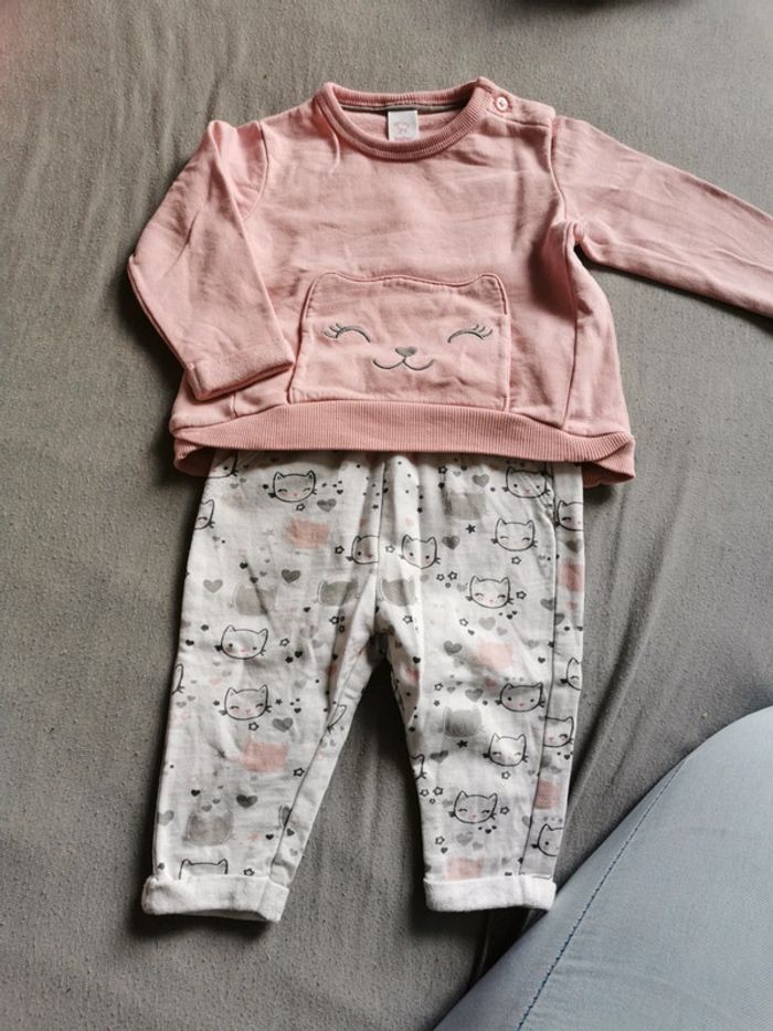 Ensemble sweat + pantalon