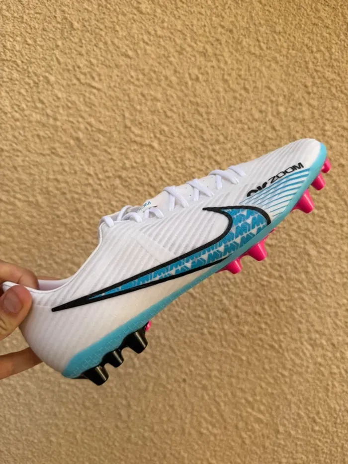 Crampon Nike Zoom Vapor 15 Academy AG – Neufs | Taille 45 | Modèle Dynamique - photo numéro 6