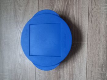 Boite Tupperware bleu 600 ml