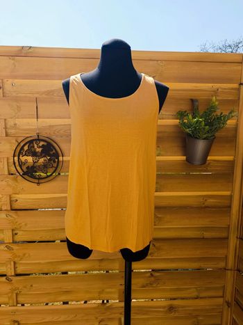 Top long fermeture dans le dos taille M