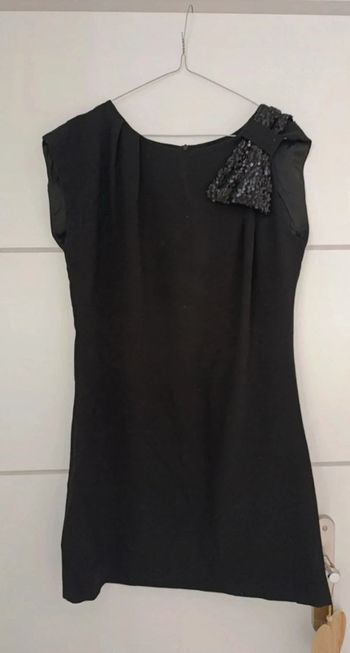 Robe noir t.38