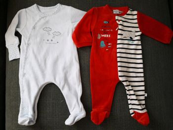 Lot 2 pyjamas Absorba 3m