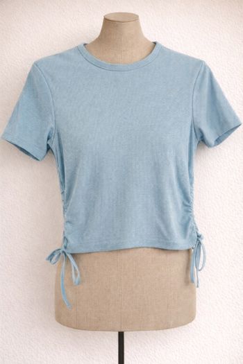 T-shirt bleu clair taille S