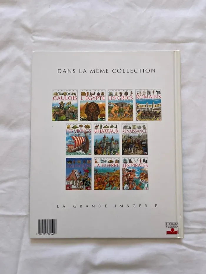 Livre château grande imagerie - photo numéro 2