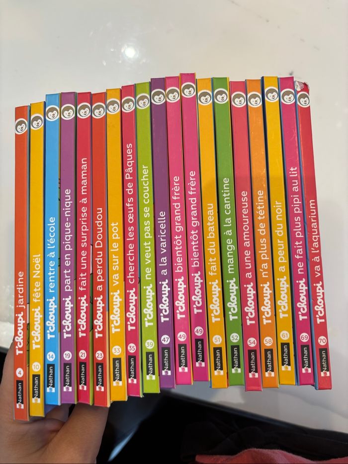 Lot de livre tchoupi