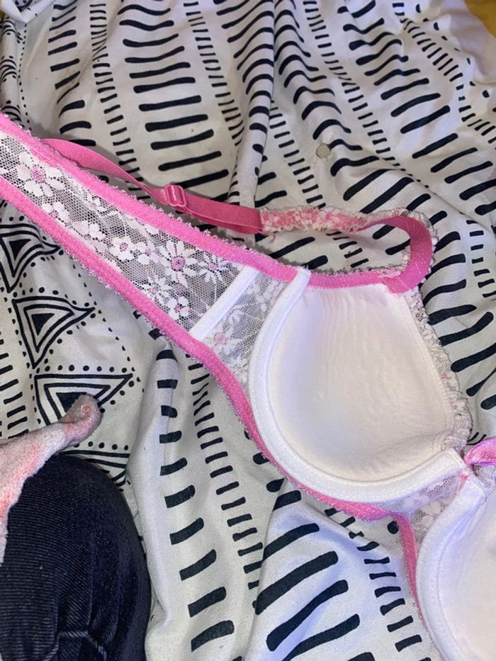 Soutien gorge - photo numéro 4