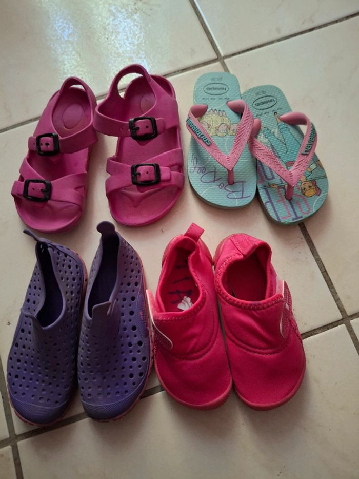 Lot de 4 chaussures pour fille 26/27