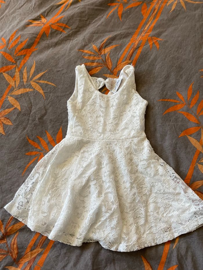 Robe crème dentelle