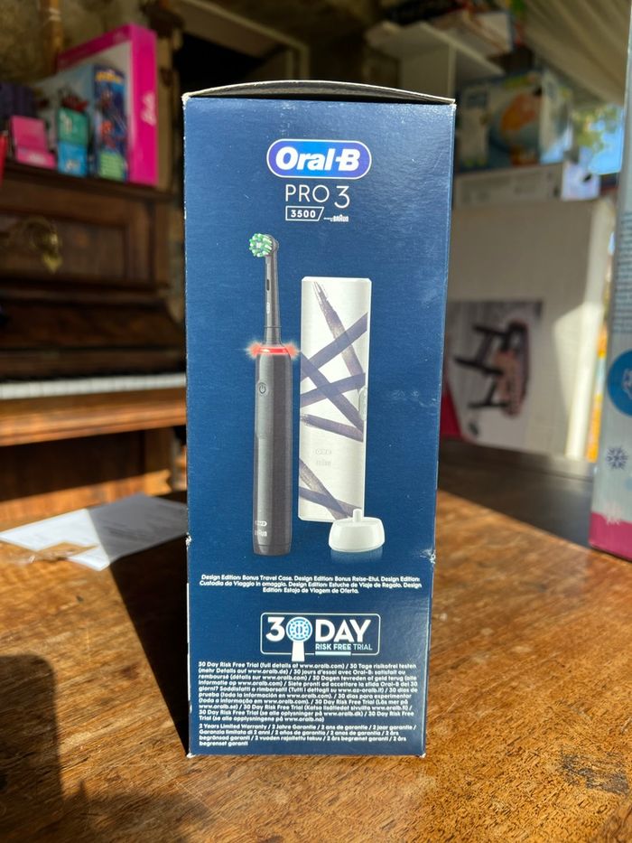 Brosse à dents électrique Oral B Pro 3 noire pour homme