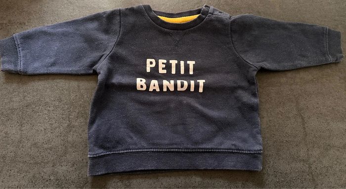 Sweat-shirt