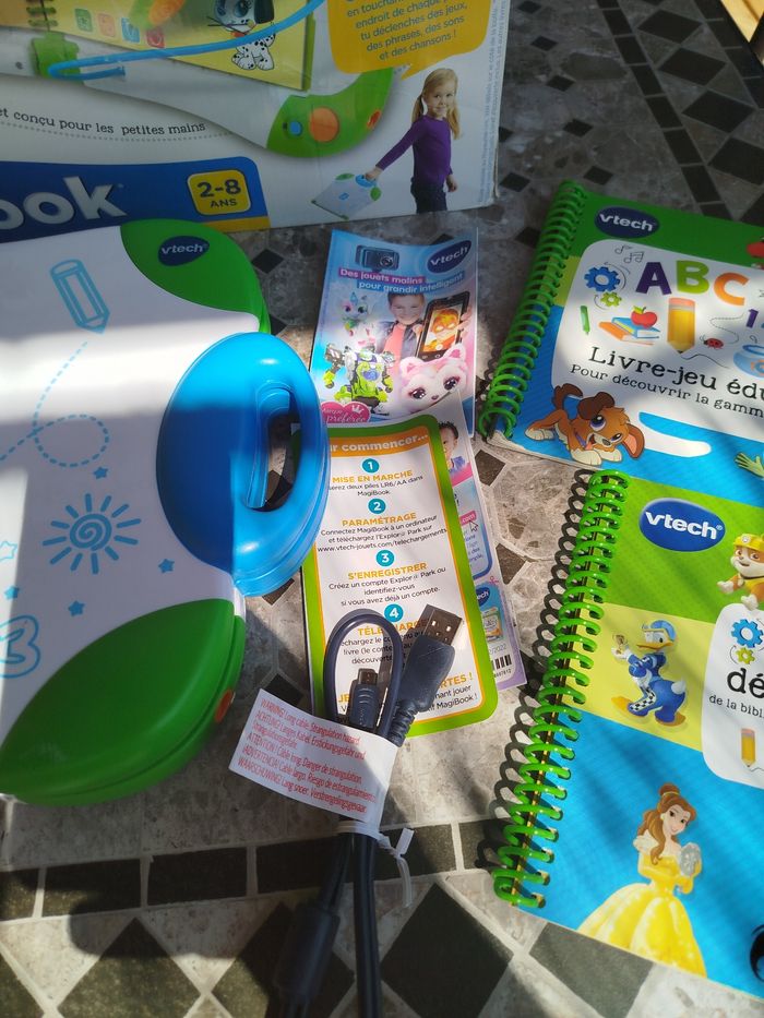 Magi Book VTech avec sa boîte 2 livres inclus - photo numéro 4