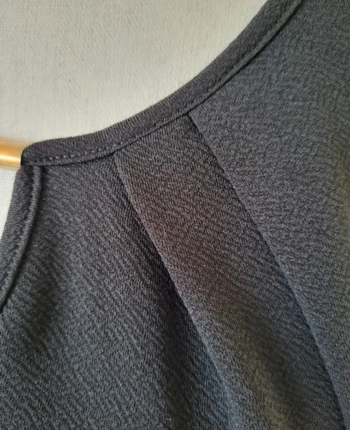 Robe noire manches courtes R.P Tamar Taille 36 - photo numéro 4