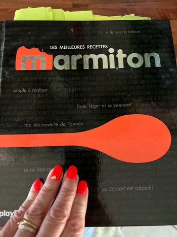 Grand livre de cuisine