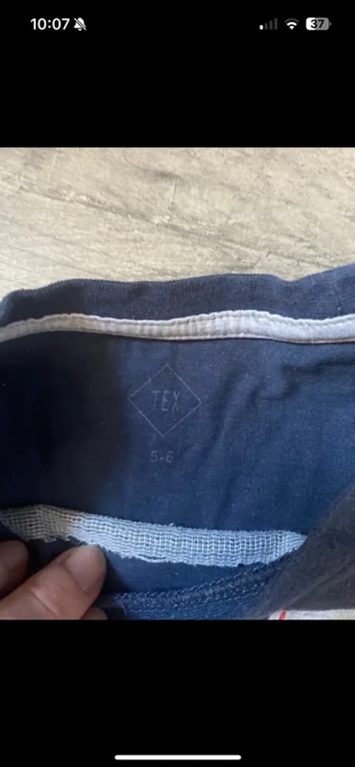 Tee shirt garcon 5/6 ans - photo numéro 7