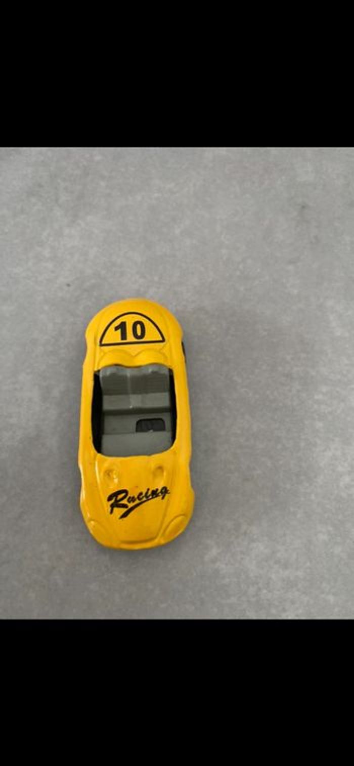 Jouet voiture - photo numéro 5