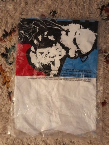 Tee-shirt Hummel neuf