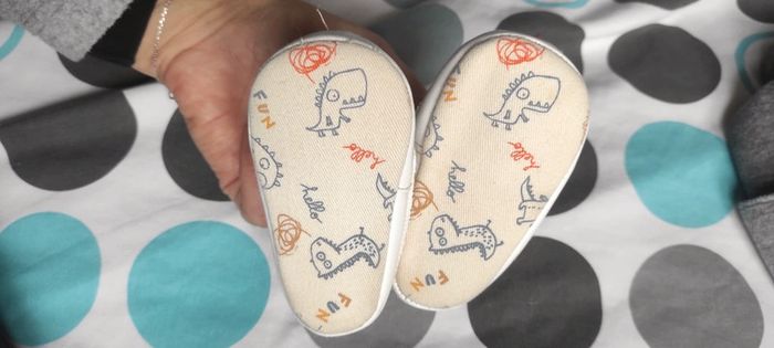 Basket chaussures bébé dinausaure - photo numéro 3