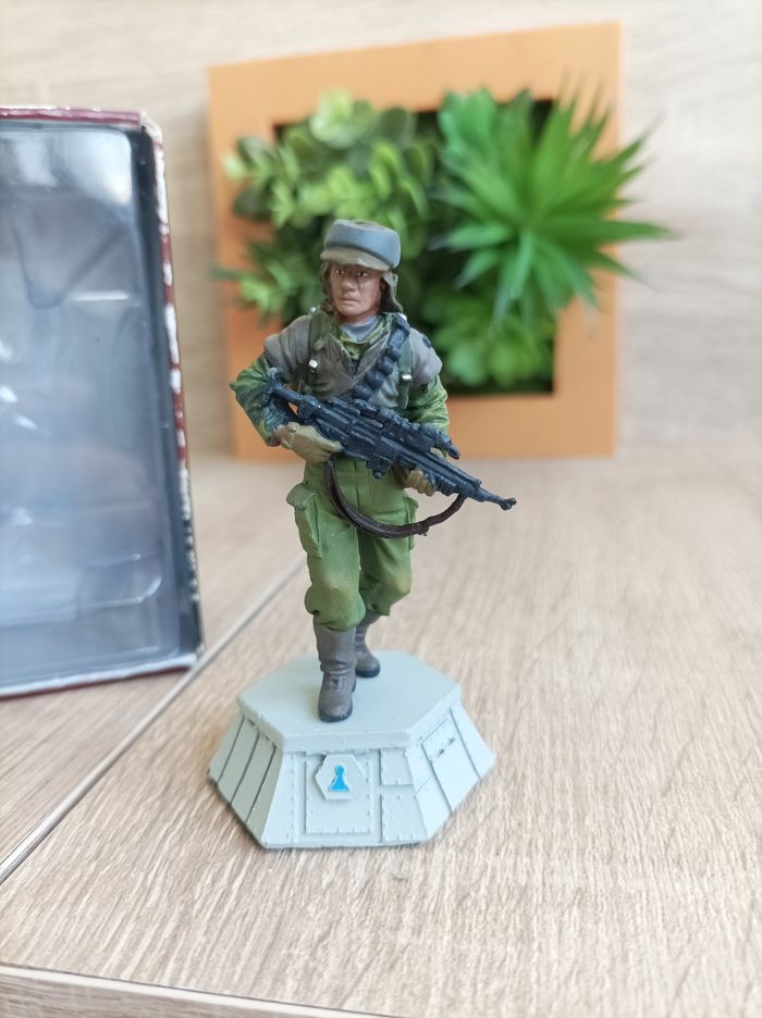Figurine pièce d'échecs star wars rebel Commando Altaya - photo numéro 3