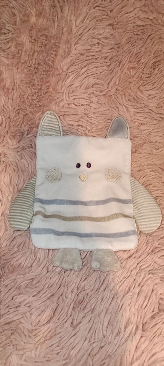 Doudou chouette Tape a l'oeil