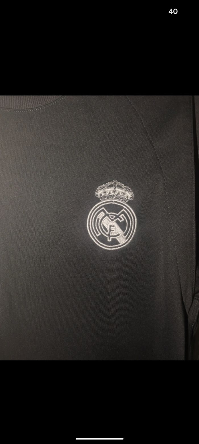 Haut manche longue Real Madrid taille L - photo numéro 3