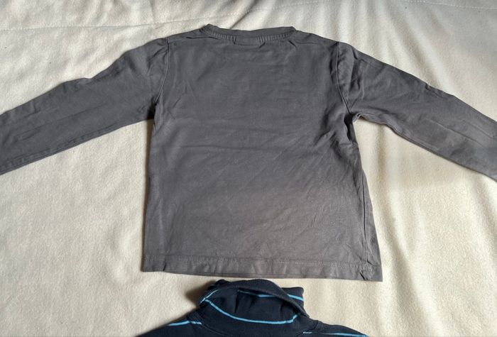 2 pulls fins 4 ans - photo numéro 5