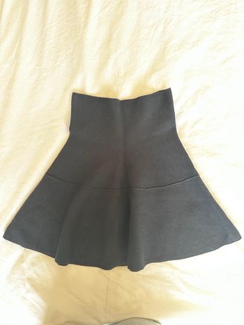 Jupe patineuse noire Zara