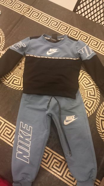 Ensemble nike 2 ans