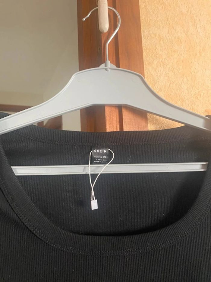 top court manche longue femme taille 40 très bon état - photo numéro 3