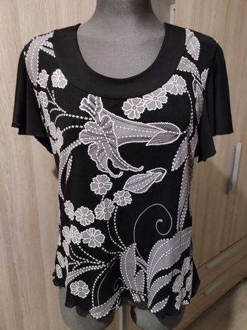 Blouse manches courtes taille 44/46