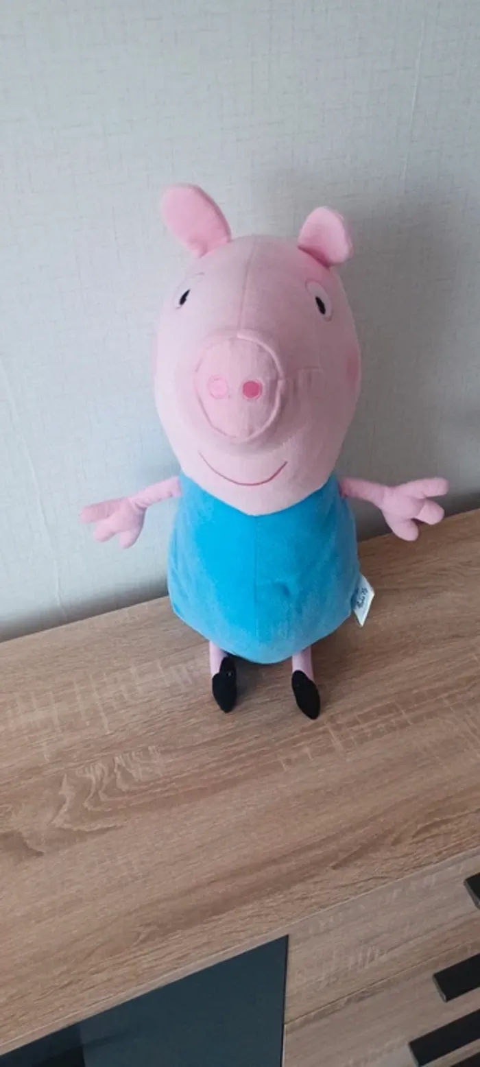 Peluche George Pig, environ 50 cm de hauteur, propre et en très bon état. - photo numéro 3