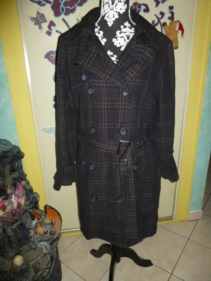 manteau veste trench noir a carreaux KIABI taille 40