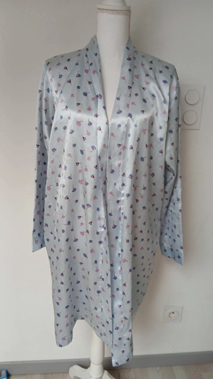 Kimono de nuit satiné - photo numéro 3