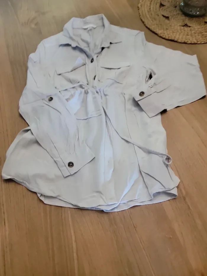 Veste / chemise / saharienne/ robe de maternité