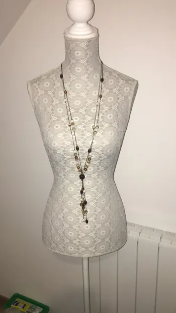 Collier sautoir en perles de verre