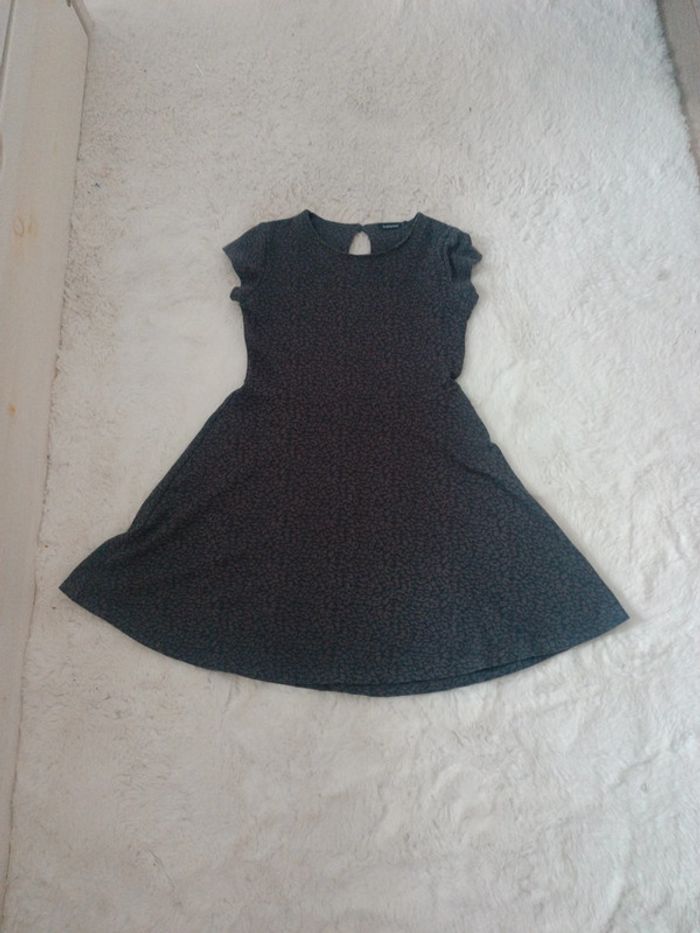 Robe grise "léopard" 10 ans