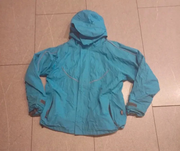 Blouson capuche mi saison 8/10 ans
