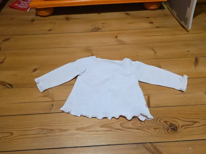 Lot de 8 vêtements diverse en 3 mois. - photo numéro 9